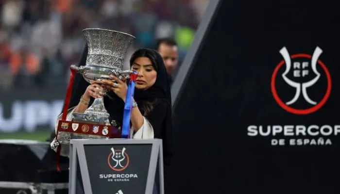 كأس السوبر الإسباني 2027 ينتقل من السعودية إلى إسطنبول